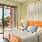 Giorgio By Select Vila *