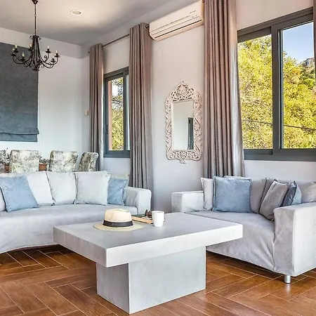Vila Giorgio By Select